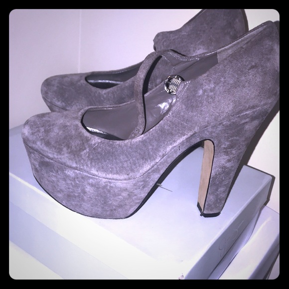 Jessica Simpson Heels grey suede 7.5 - Picture 1 of 2